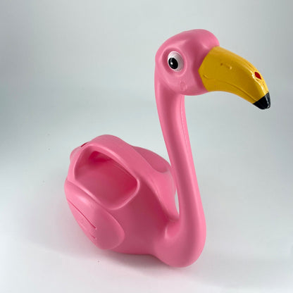 Flamant rose arrosoir