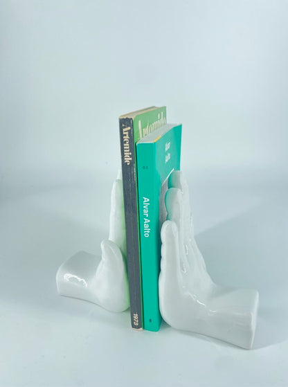 Serre-livre Mains