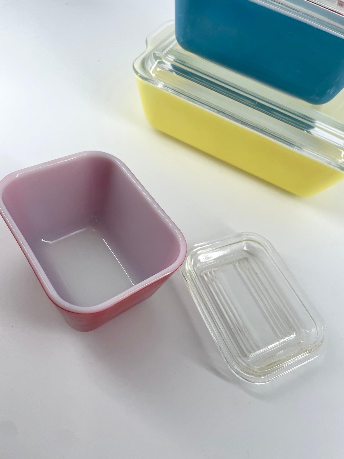 Set de plats en PYREX - Année 50